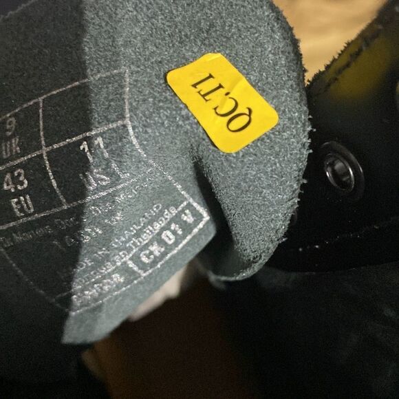 DR.Martens 1460 8 EYE BOOTS - Picture 8 of 8